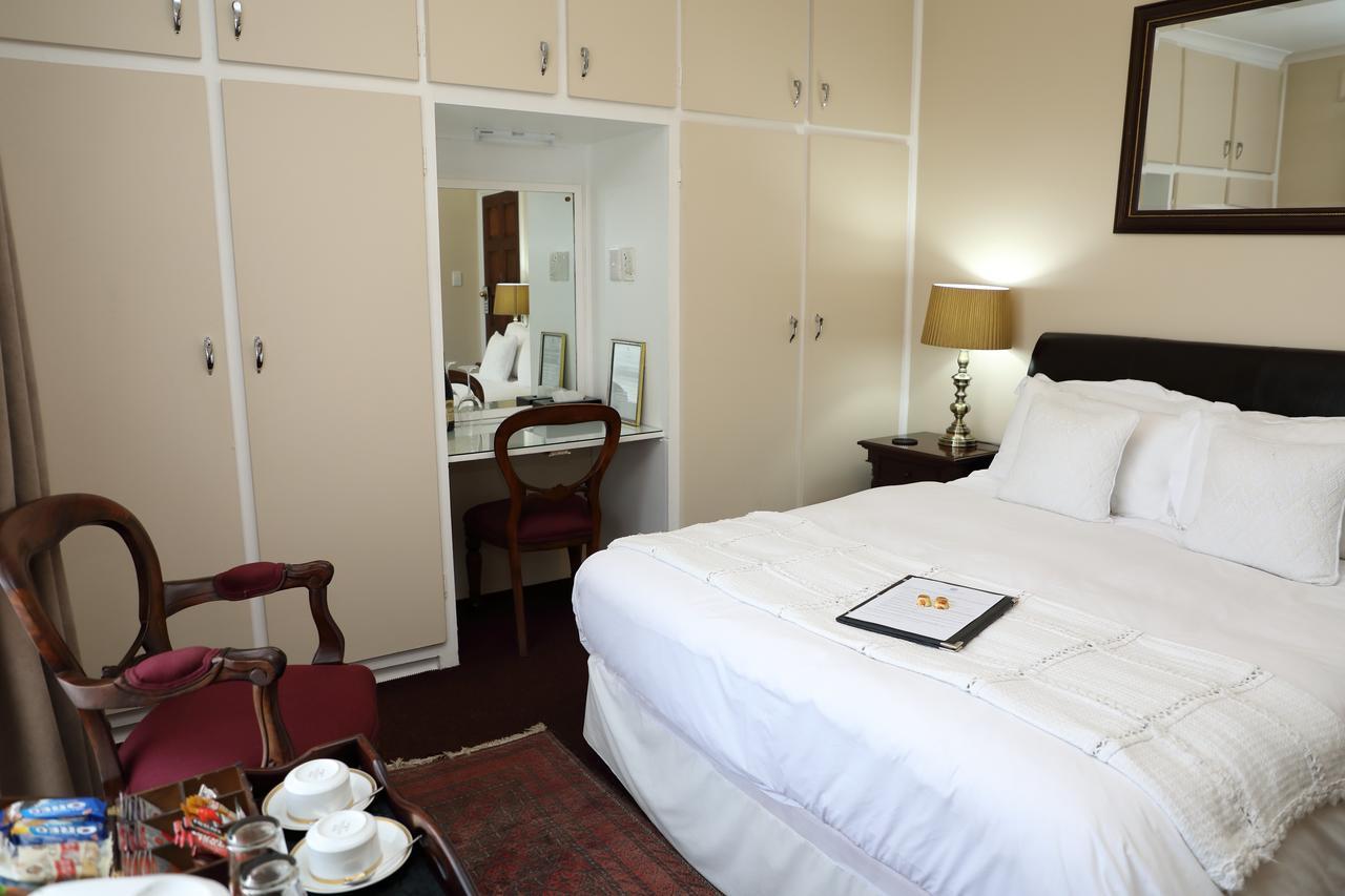 Kingston Place Guesthouse Дурбан Экстерьер фото